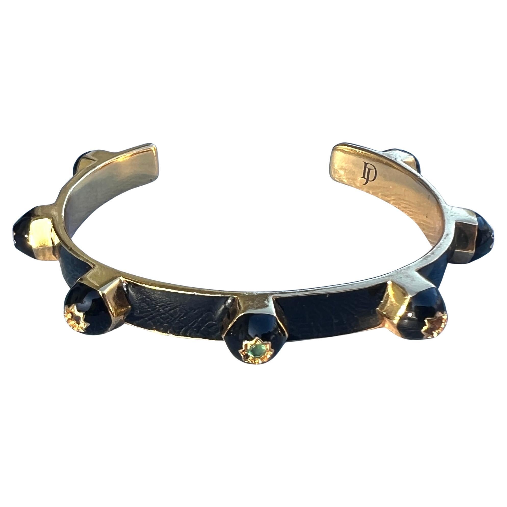 Bracelet manchette Chakra en émail noir