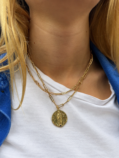 Lilac Tanzanite Miraculous Medal Necklace Gold Paperclip Chain