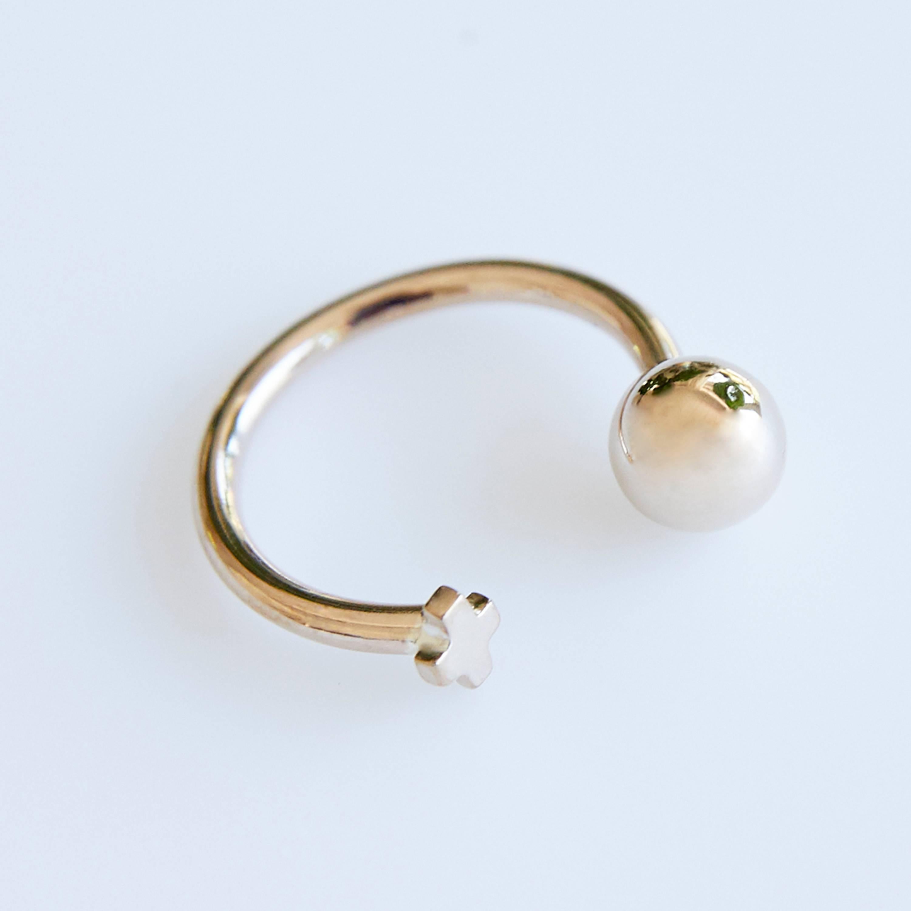 Uncut White Pearl Gold Ring Cross Adjustable Cocktail Ring J Dauphin For Sale