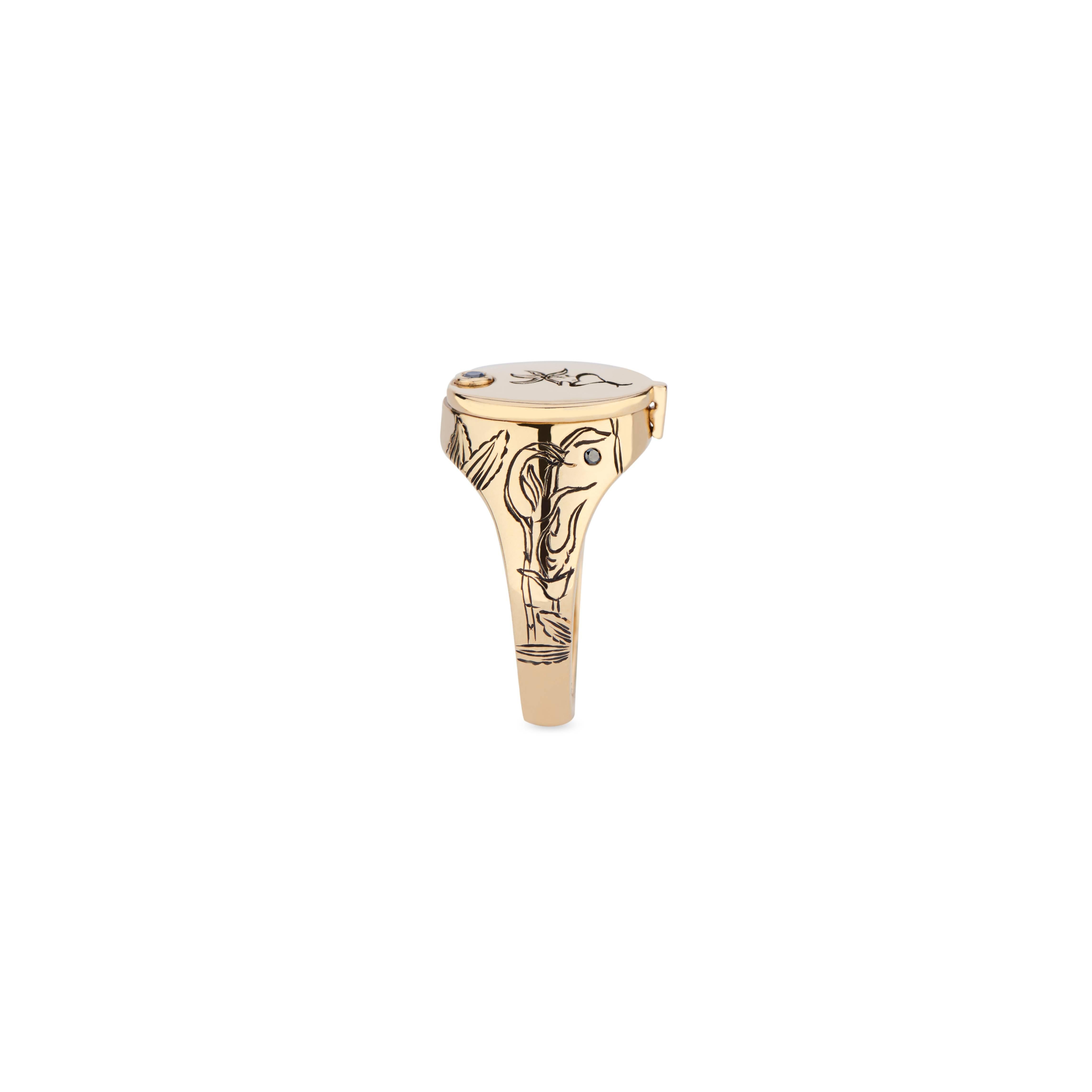 Round Cut 18 Karat Gold and Black Diamond Snake in the Grass Conservatory Signet Ring For Sale