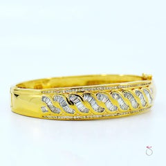 Bracciale con diamanti in oro 18 carati, diamanti tondi e baguette da 2,48 carati