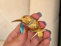 Vintage Diamond Hummingbird with Ruby Eye Brooch 18K Yellow Gold