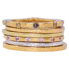 Braut-/Ehering aus 18 Karat und 22 Karat Gold mit Diamanten und Saphiren, Stack #4, Ihr Geschenk 