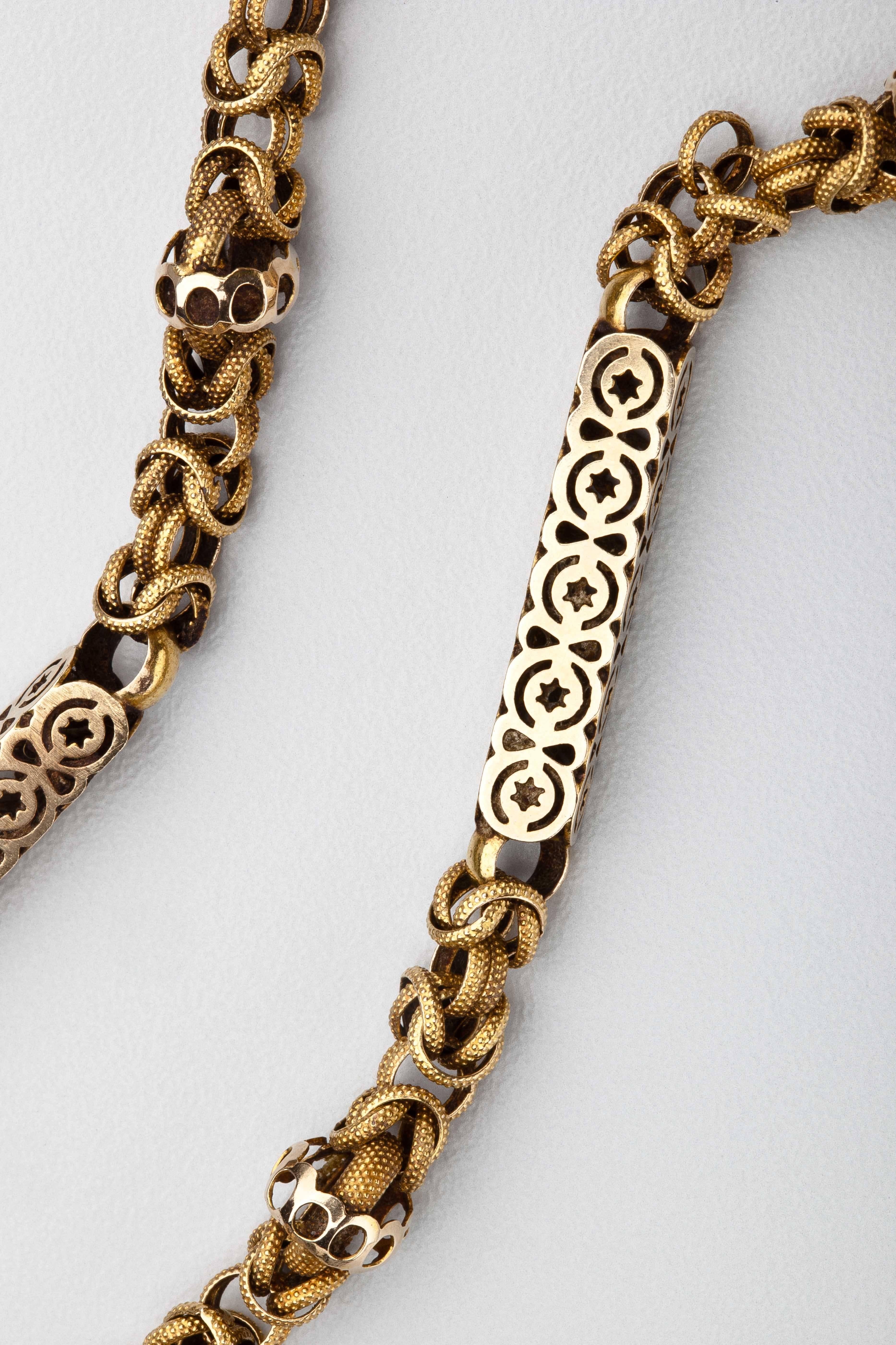 1850s Antique Gold Snake Chain In Good Condition For Sale In New York, NY