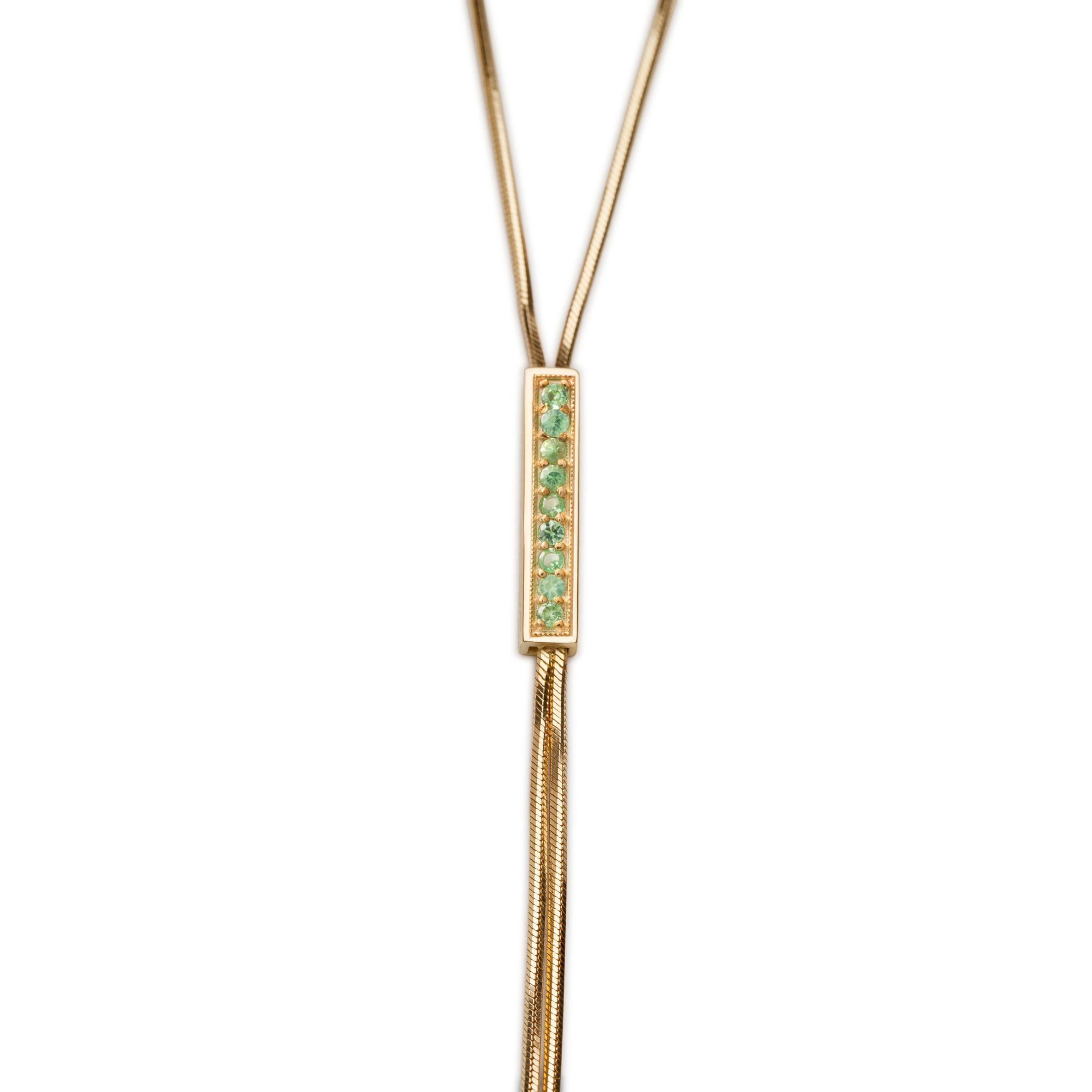 Round Cut Lariat Necklace in 9 Carat Gold and Green Sapphire Pavé Bar from IOSSELLIANI For Sale