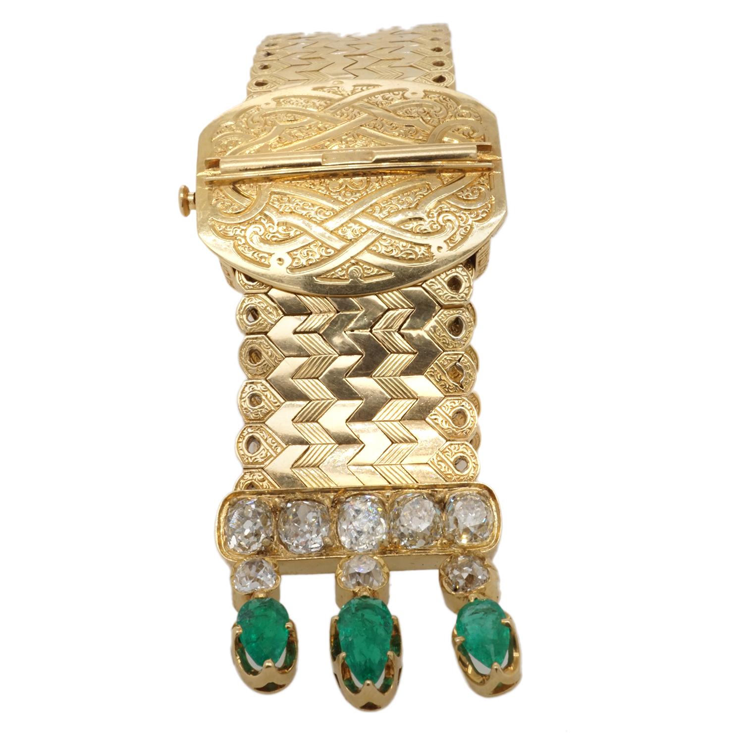 French Emerald Diamond 18 Karat Gold Bracelet For Sale 1