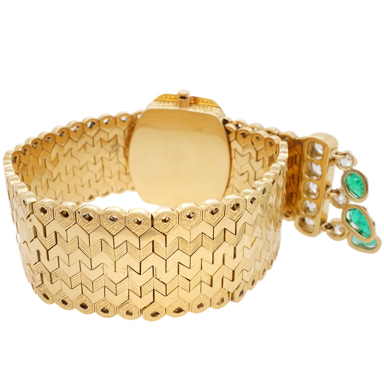 French Emerald Diamond 18 Karat Gold Bracelet For Sale 5