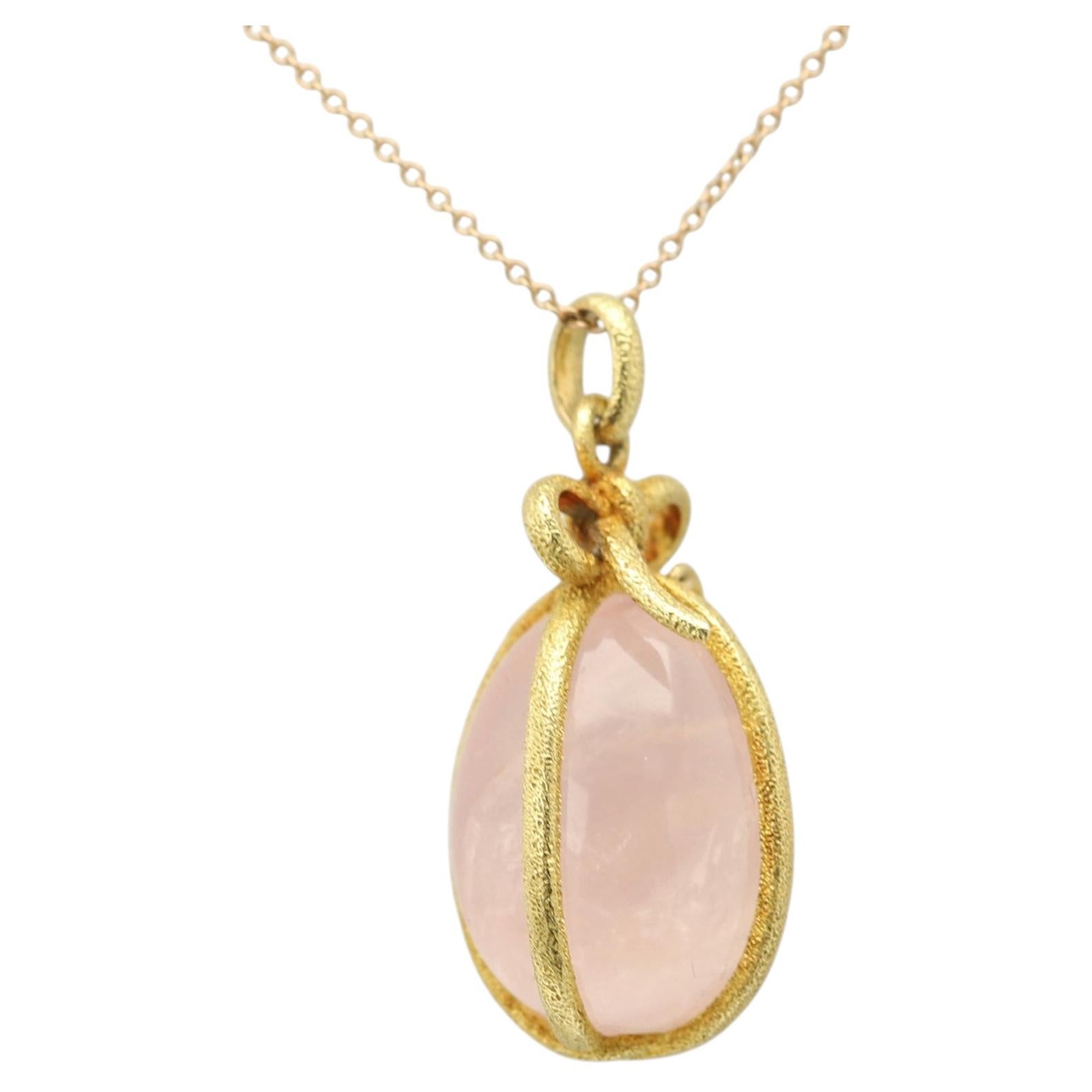 Schlumberger para Tiffany & Co. Collar con colgante de huevo de cuarzo rosa