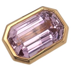 Vintage Kunzite Ring Large pink Cocktail 18k Yellow Gold