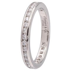 Tiffany & Co. Anillo de eternidad «Full Circle» de Plat, con diamantes engastados en canal de 2,6 mm, talla 5,25