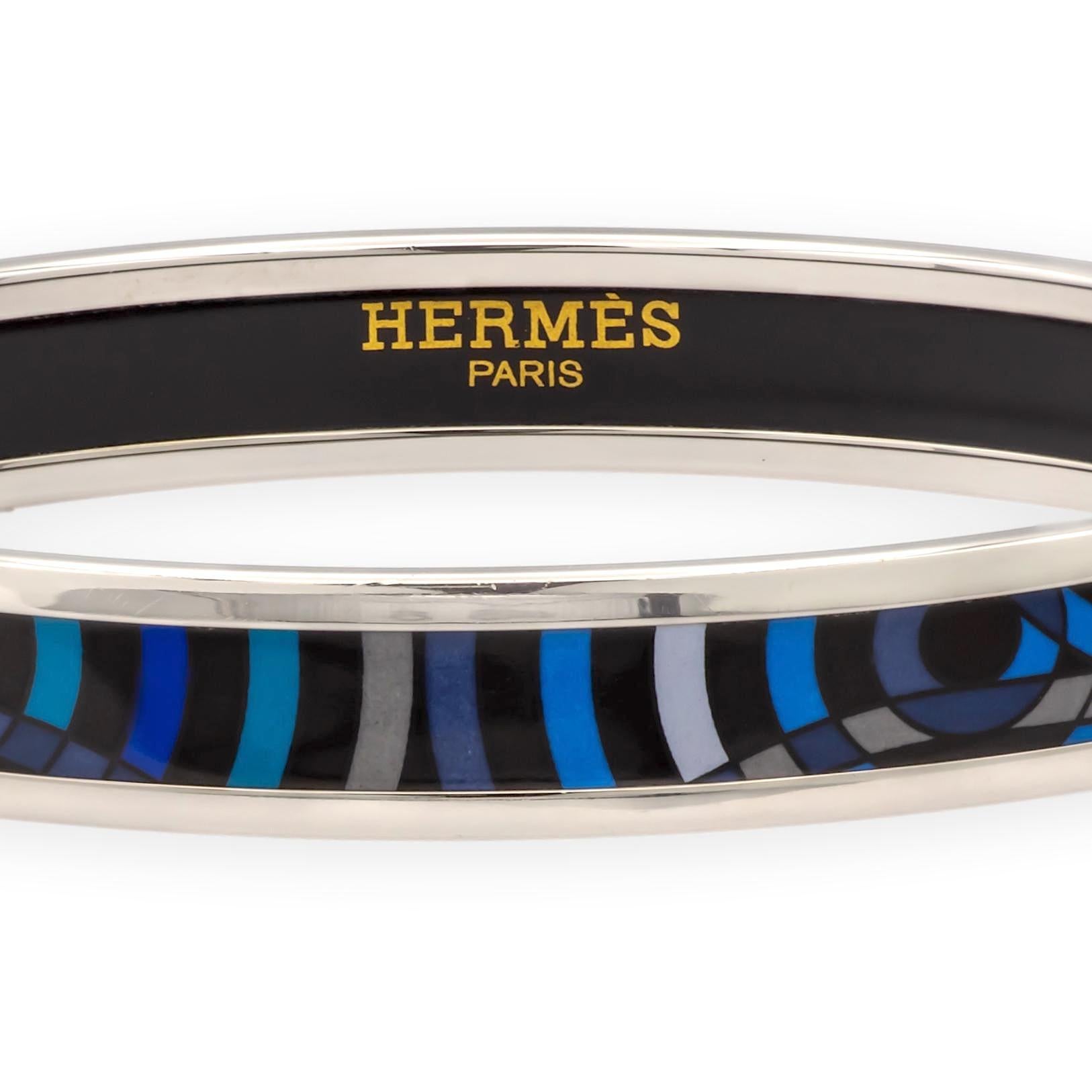 Contemporary Hermès Blue Enamel Palladiam Plated Bangle Narrow Bracelet Large Size For Sale