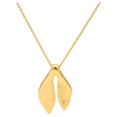 Vintage Tiffany & Co. Elsa Peretti Whale Tail Pendant Necklace in 18KY Gold 1980