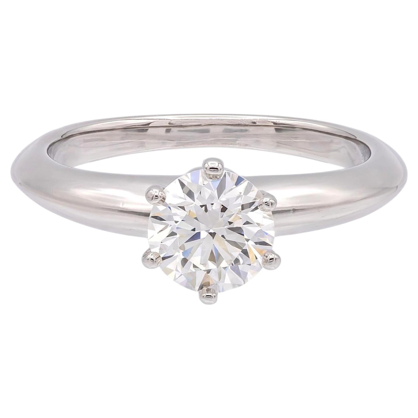 Tiffany & Co. Verlobungsring aus Platin mit einem runden Solitär-Diamanten von 0,78 Karat, G-VS1