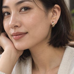Pendientes de aro Trinity de Cartier, modelo clásico, oro tricolor de 18 quilates, 2023, con documentación