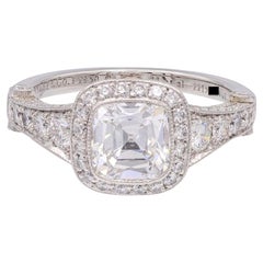 Tiffany & Co Legacy 1.37 ct Center DVS1 Cushion Diamond Engagement Ring Platinum