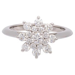 Tiffany & Co. Bague en platine avec fleur et diamants, 0,60 carat au total