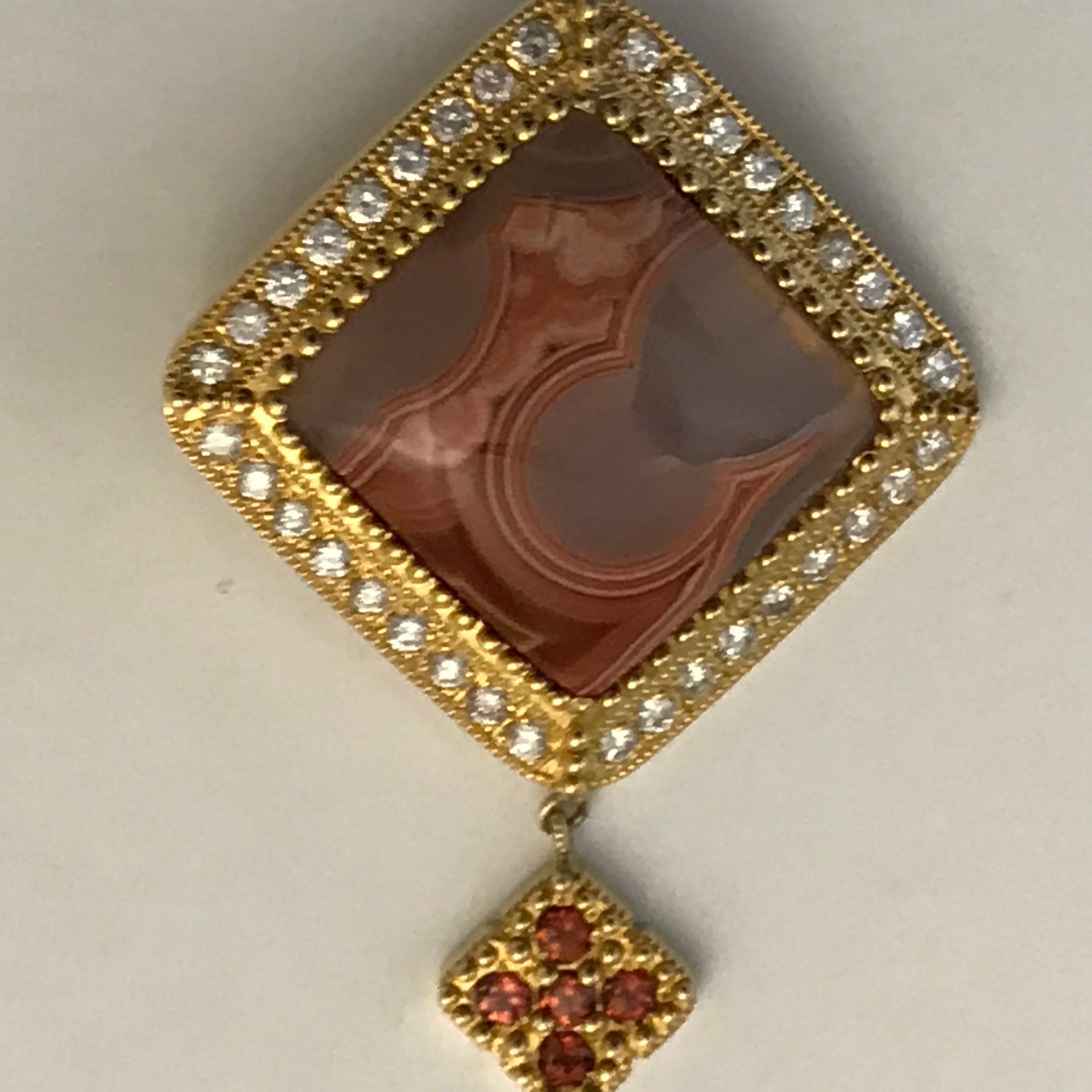 Lacuna Agate Pendant in 14 Karat Gold and Diamonds For Sale 6