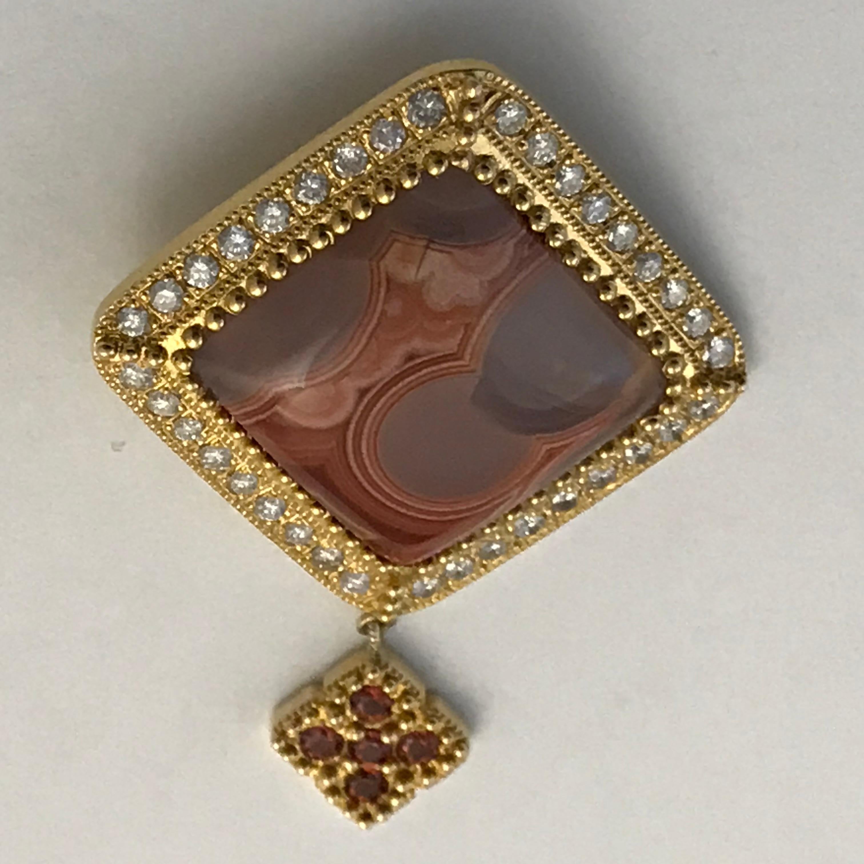 Lacuna Agate Pendant in 14 Karat Gold and Diamonds For Sale 3