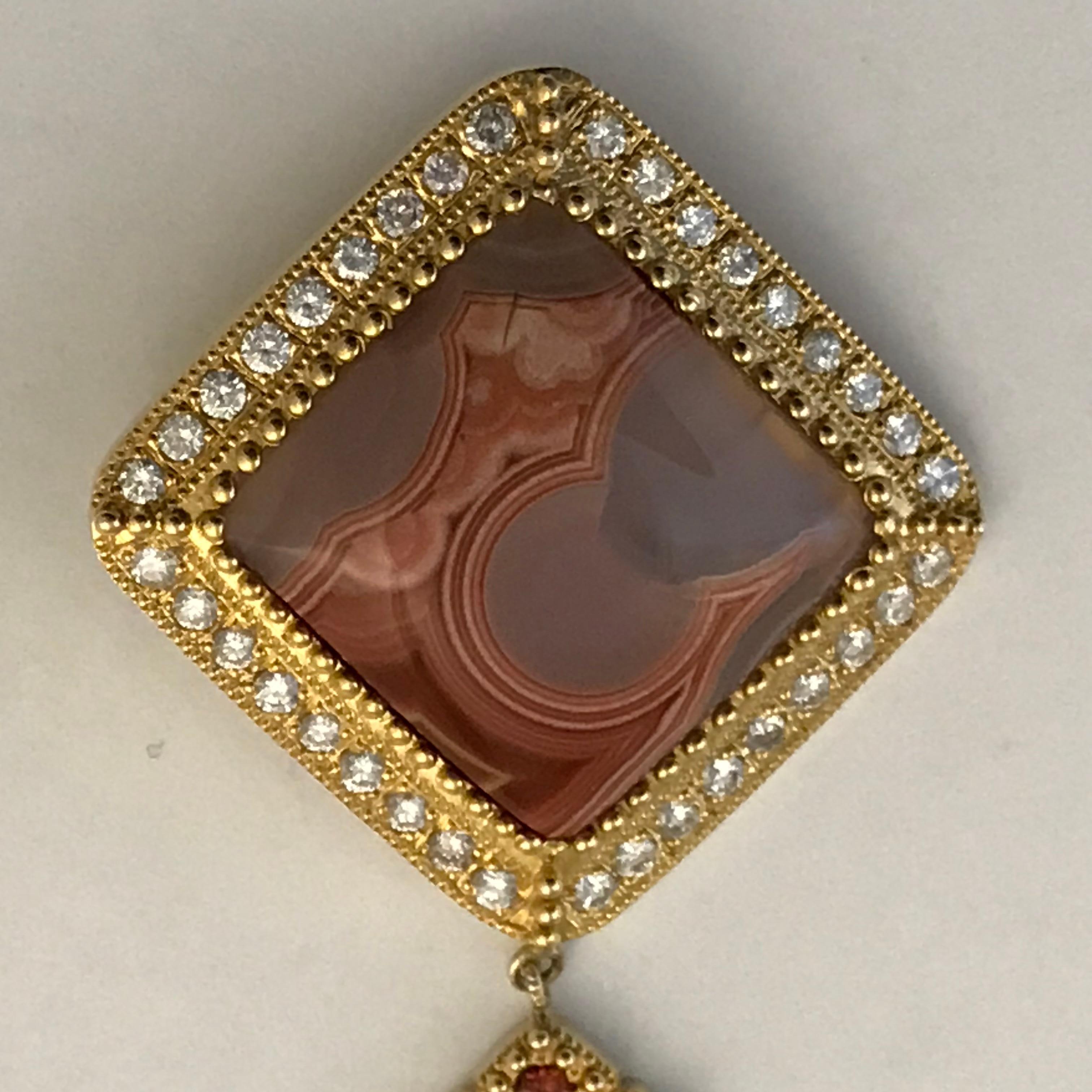 Lacuna Agate Pendant in 14 Karat Gold and Diamonds For Sale 5