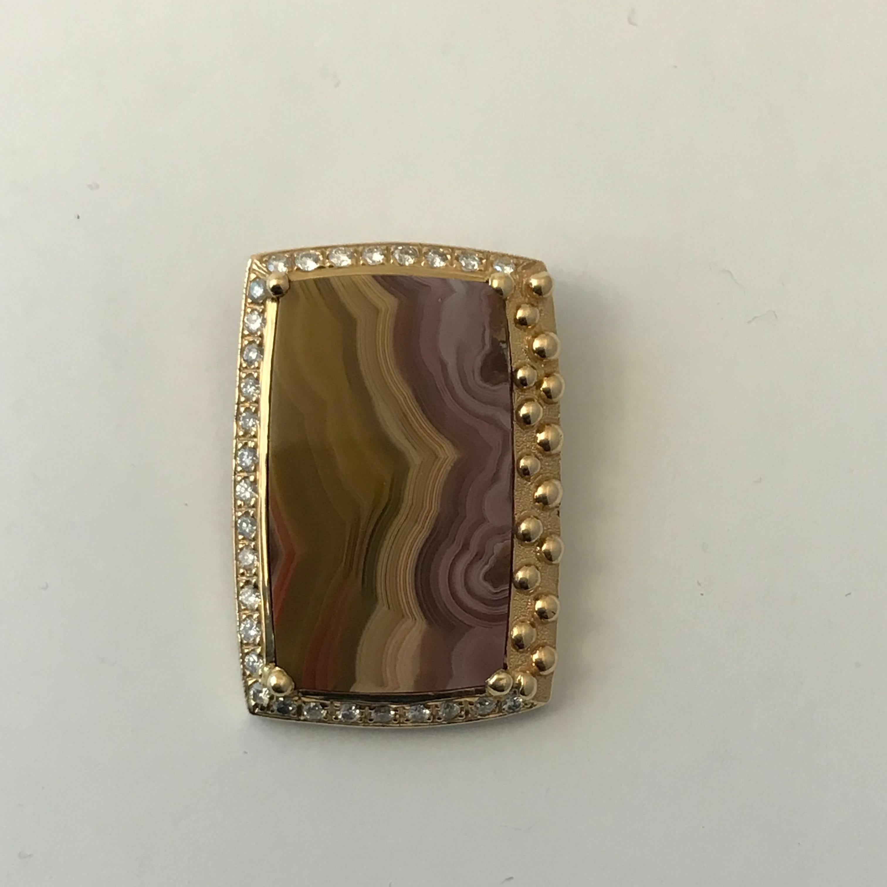 Contemporary Laguna Agate Pendant with Diamonds in 14 Karat Yellow Gold For Sale