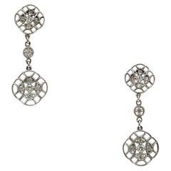 Boucles d'oreilles pendantes Estate Tacori ornées de diamants blancs, en or blanc 18 carats
