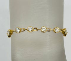 White Diamond Round Chain Link Bracelet in 18K Yellow Gold