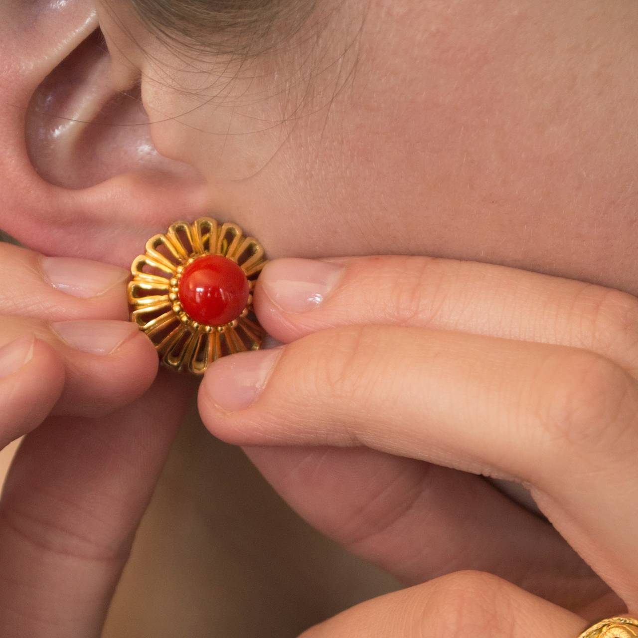 Van Cleef & Arpels Coral Gold Floral Earrings In Excellent Condition In New York, NY