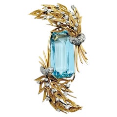 Pierre Sterlé Diamond Aquamarine and 18K Gold Brooch France, Circa 1960