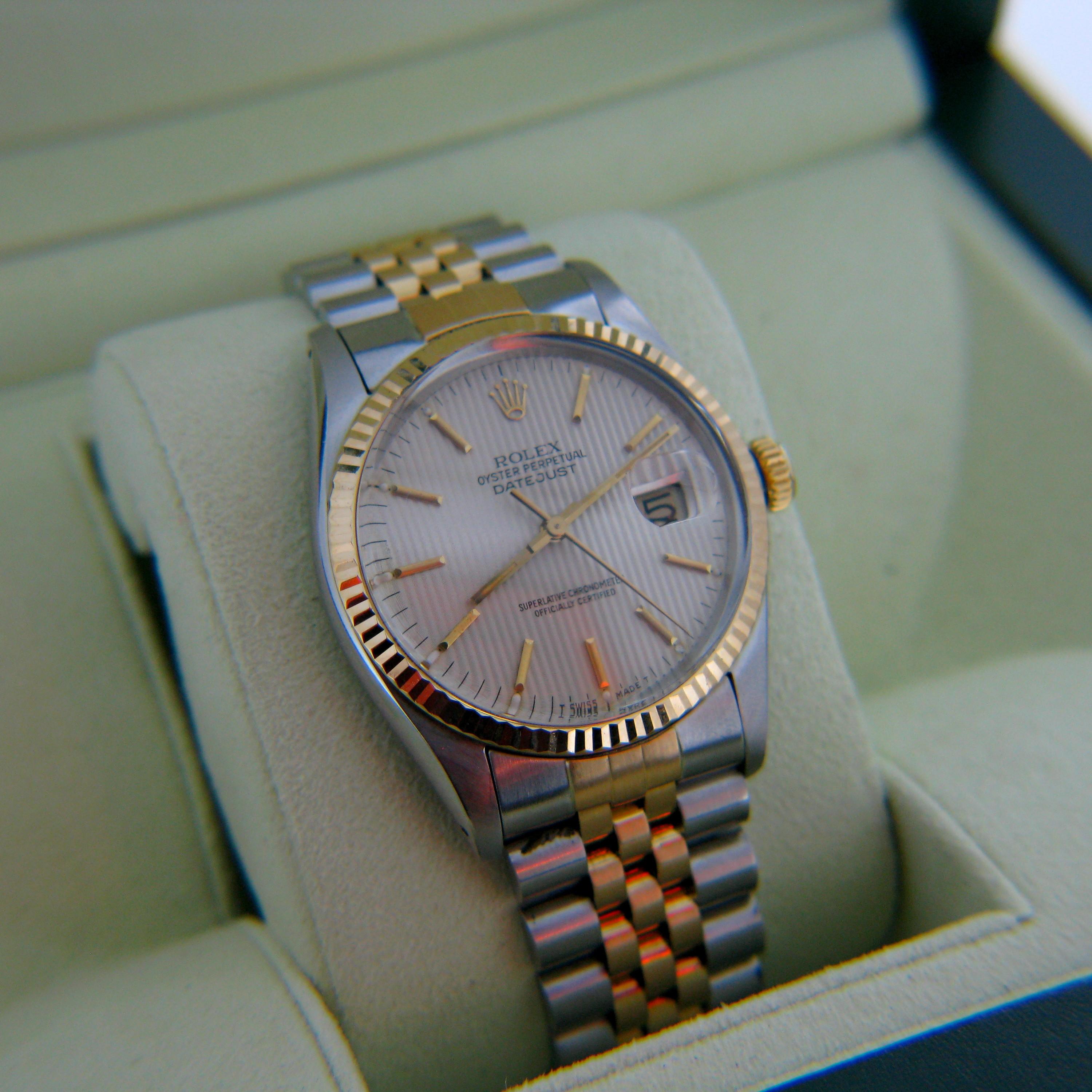 Women's or Men's Rolex Oyster Perpetual Datejust 16000 Yellow Gold Stainless Steel Watch