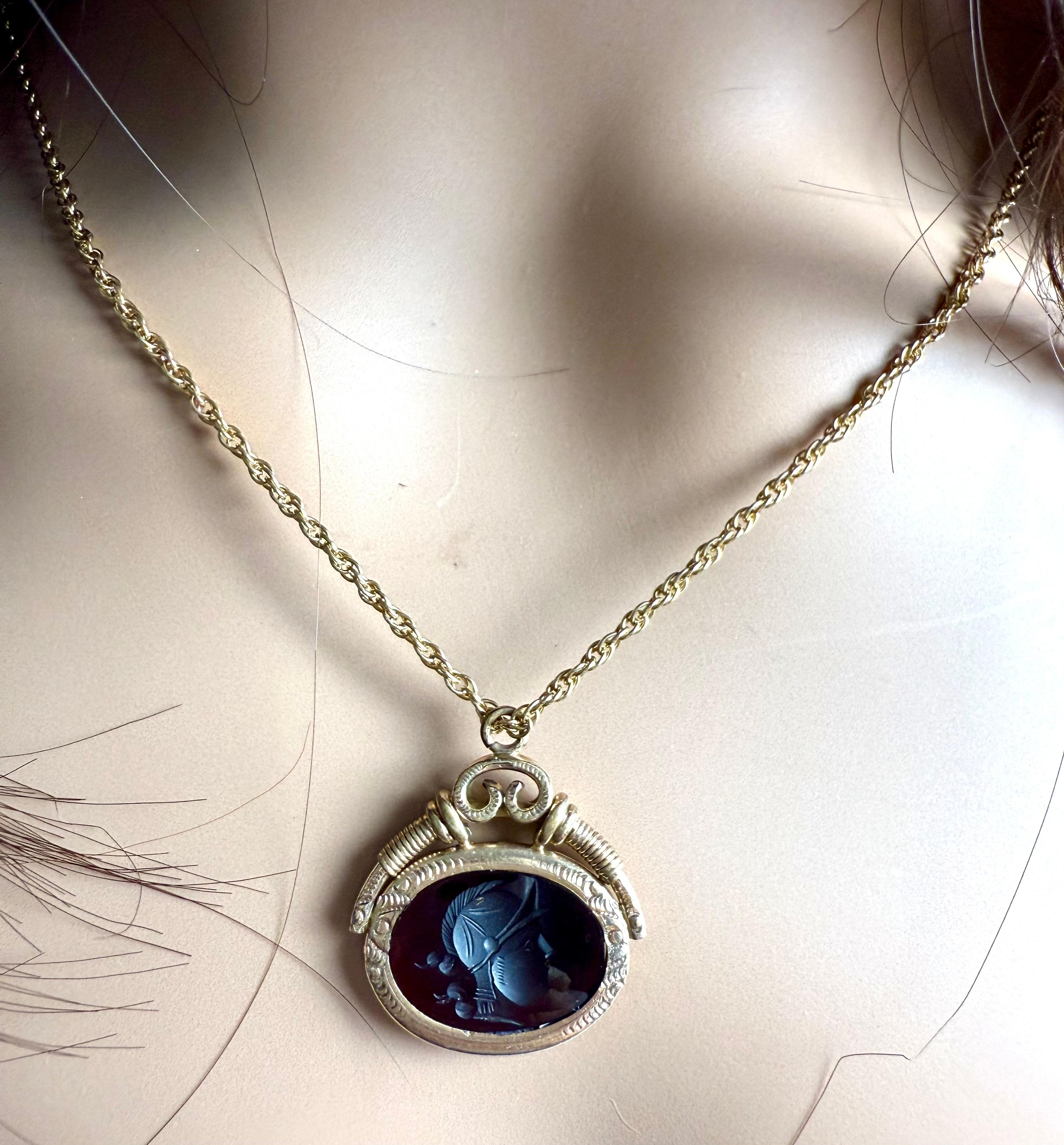 Début du 20e siècle, camée en creux en or 14k, collier de corde de 24 inc. en vente 7
