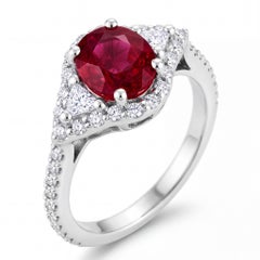 Bague en platine sertie d'un rubis de Birmanie de 1,62 ct certifié GIA (non traité thermiquement) et d'un diamant de 0,90 ct