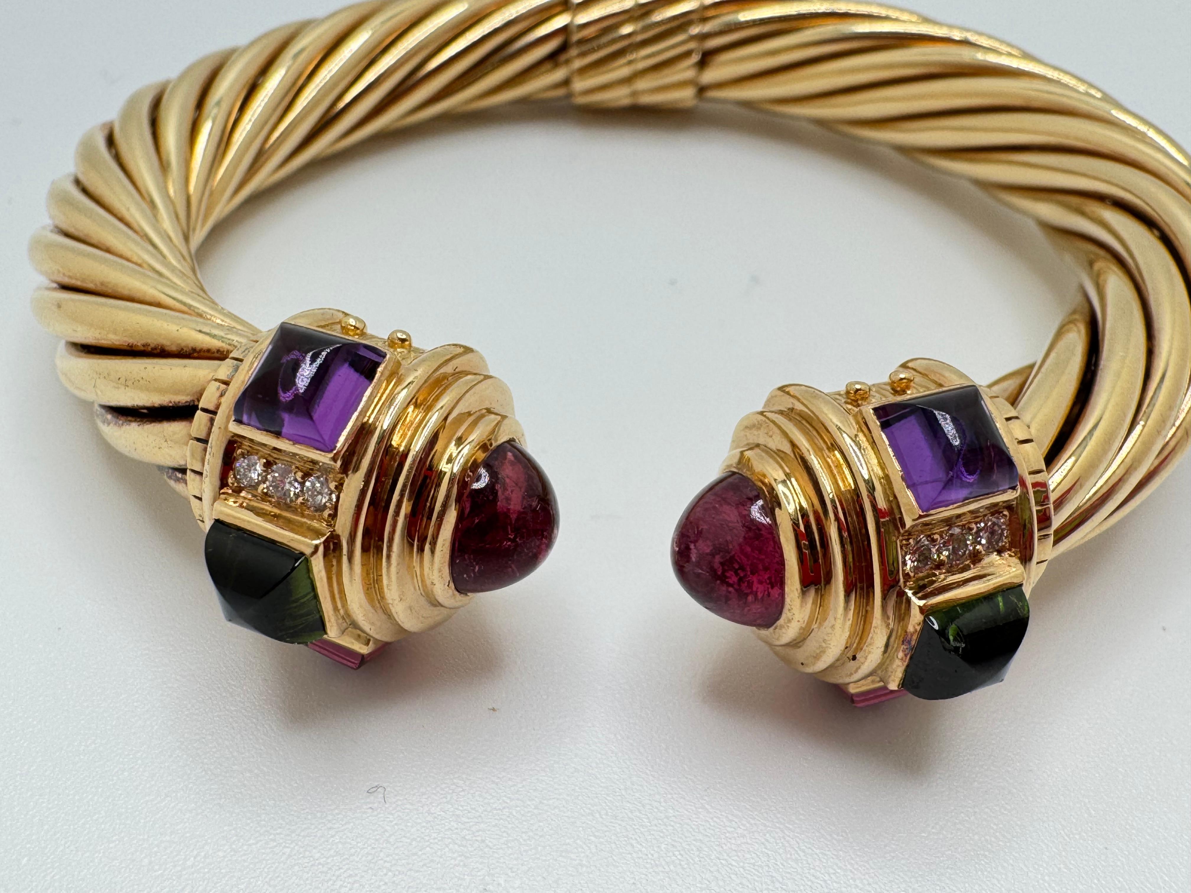 Brazalete de oro amarillo con varias piedras preciosas en venta 3