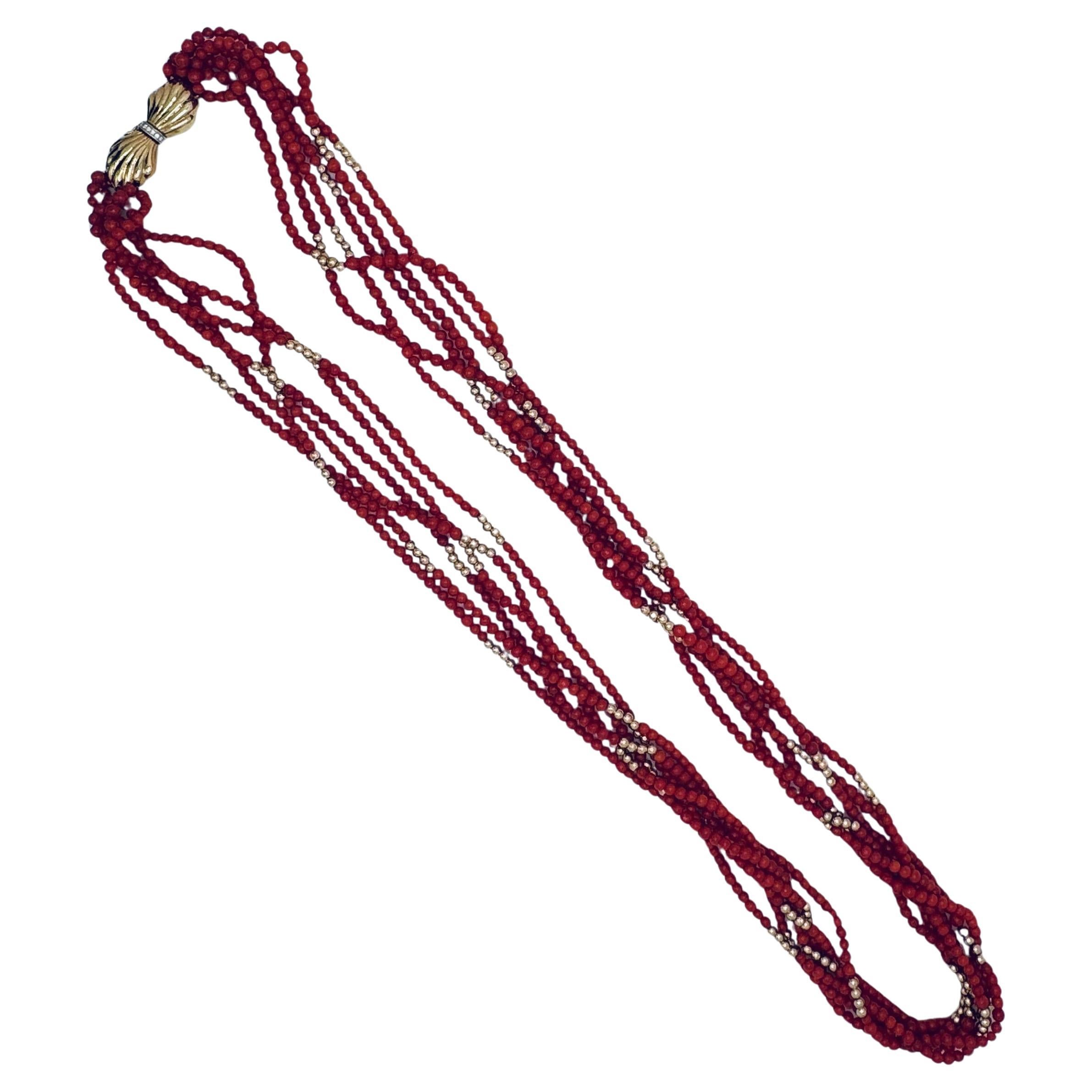 Collana di corallo con perline intrecciate in vendita