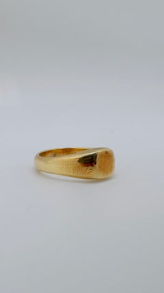 Small 14 Karat Yellow Gold Engravable Pinky Signet Ring, Size 4