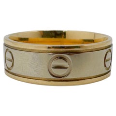 Schraubenprägung auf einem 14-Karat-Bicolor-Ring, Größe 8,75, 7 mm breit
