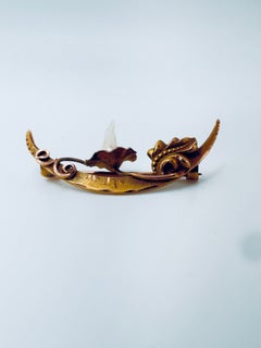 10 Karat Yellow Gold Matt Intricate Floral Design Moon Brooch with Biwa Pearl