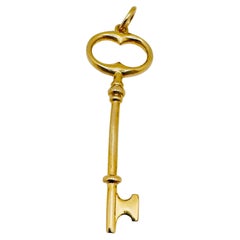 14 Karat Yellow Gold Vintage Key Design Pendant, 3.2 Grams