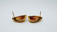 14 Karat Yellow Gold Bead and Scallop Detail Conch Earrings