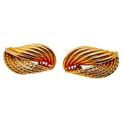 14 Karat Yellow Gold Bead and Scallop Detail Conch Earrings