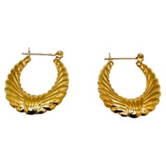 14 Karat Yellow Gold Scallop Hollow Thin Hoop Earrings, 1.70 Grams