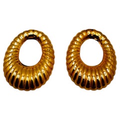 14 Karat Yellow Gold Hoop Scallop Jackets