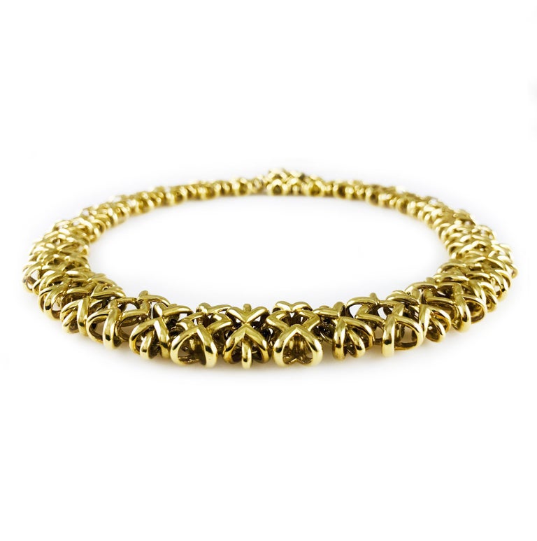 Artisan 18 Karat Gold Crisscross Link Necklace For Sale