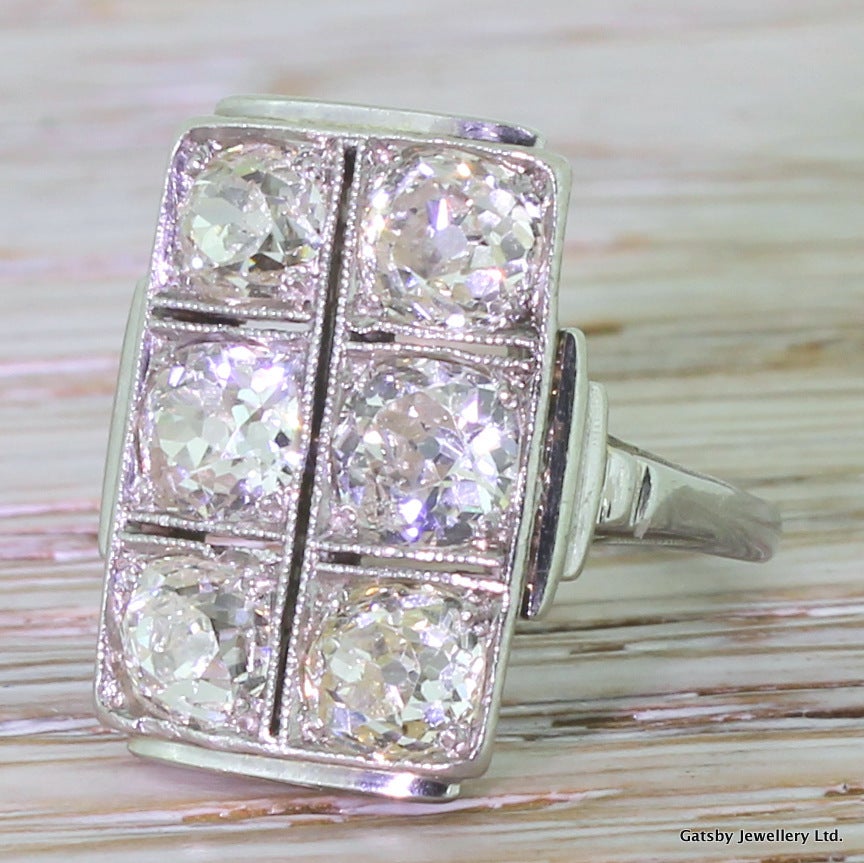 Art Deco 3.30 Carat Old Cut Diamond Gold Plaque Ring For Sale 2