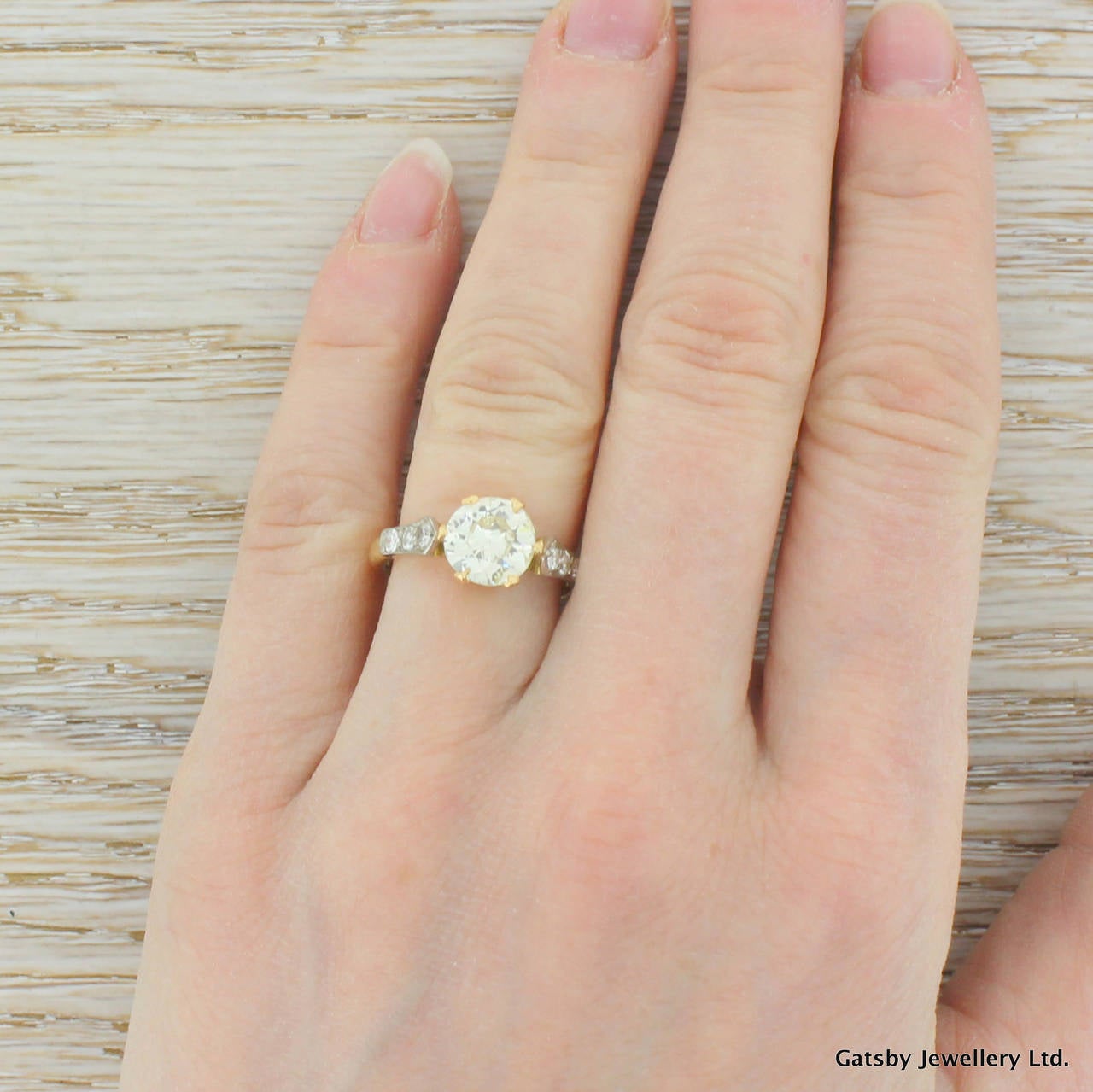 Women's 1.58 Carat Diamond Solitaire Platinum Engagement Ring