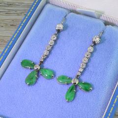 Retro Jade and 0.88 Carats Old Cut Diamonds Drop Earrings