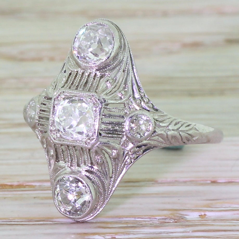 F. & F. Felger 1.32 Carat Old Cut Diamond Gold Plaque Ring In Excellent Condition In Theydon Bois, Essex