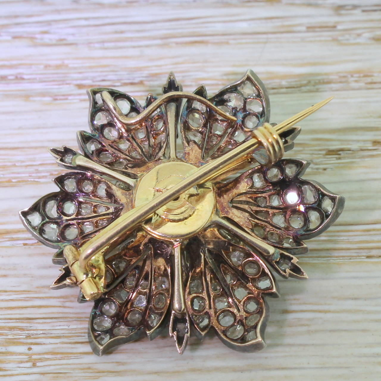 Women's Victorian Old Cut Diamond & Rose Cut Diamond Silver Gold Flower Brooch For Sale