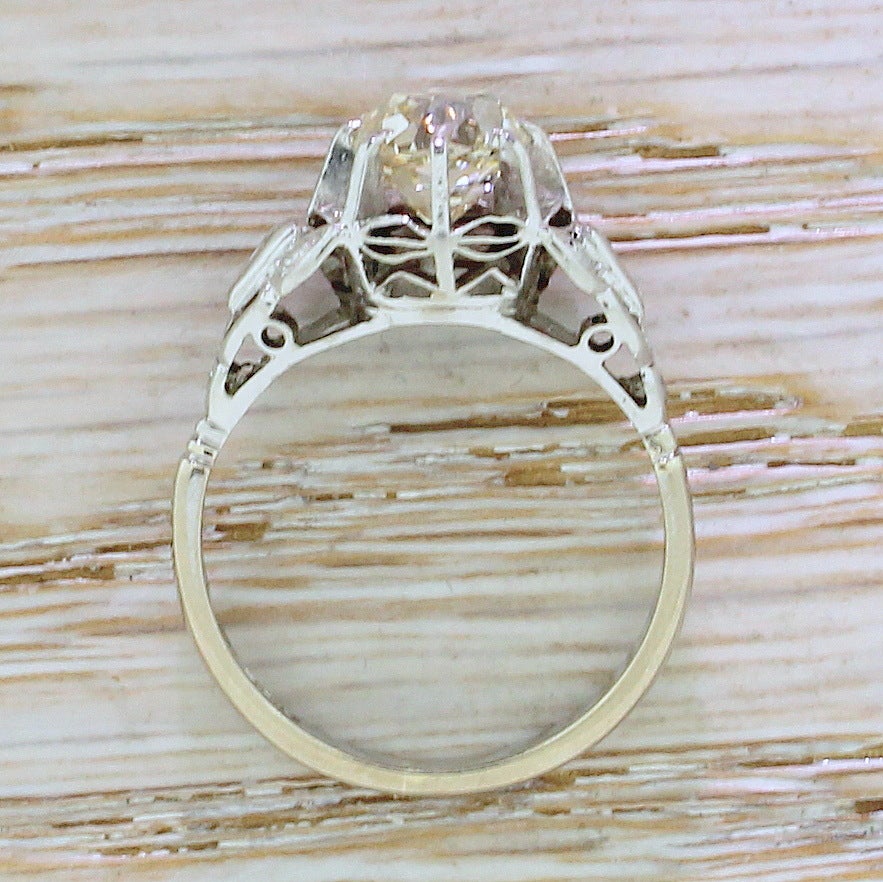 Women's Art Deco 1.43 Carat Old Cut Diamond Engagement Ring