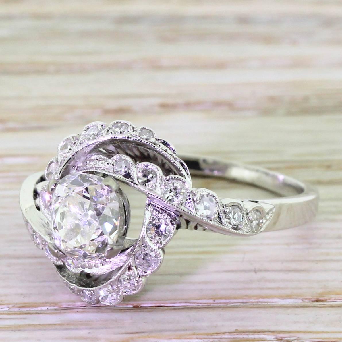 Art Deco 1.21 Carat Old Cut Diamond “Swirl” Platinum Engagement Ring For Sale 2