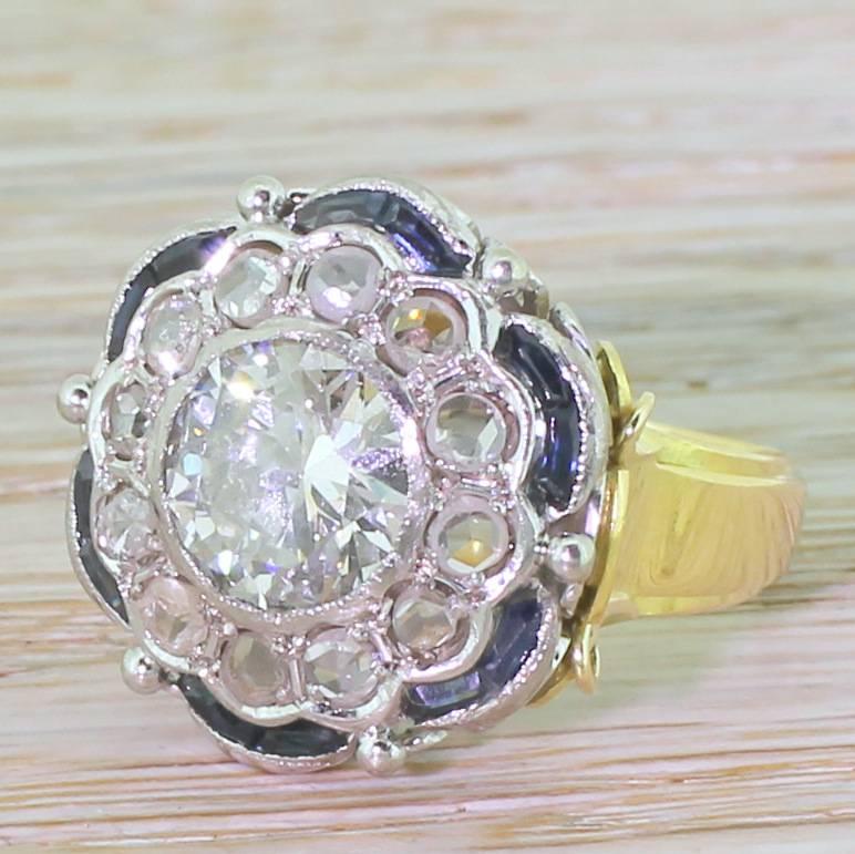 Art Deco 1.97 Carat Old Cut and Rose Cut Diamond Sapphire Gold Cluster Ring For Sale 1